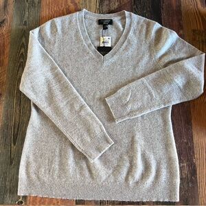 Cashmere sweater